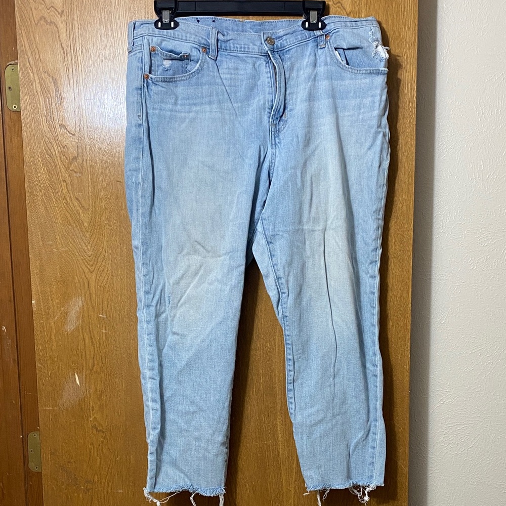 GAP Light Blue Cropped Ankle Jeans
